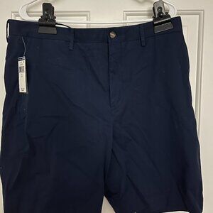 9-Inch Stretch Classic Fit Chino Short